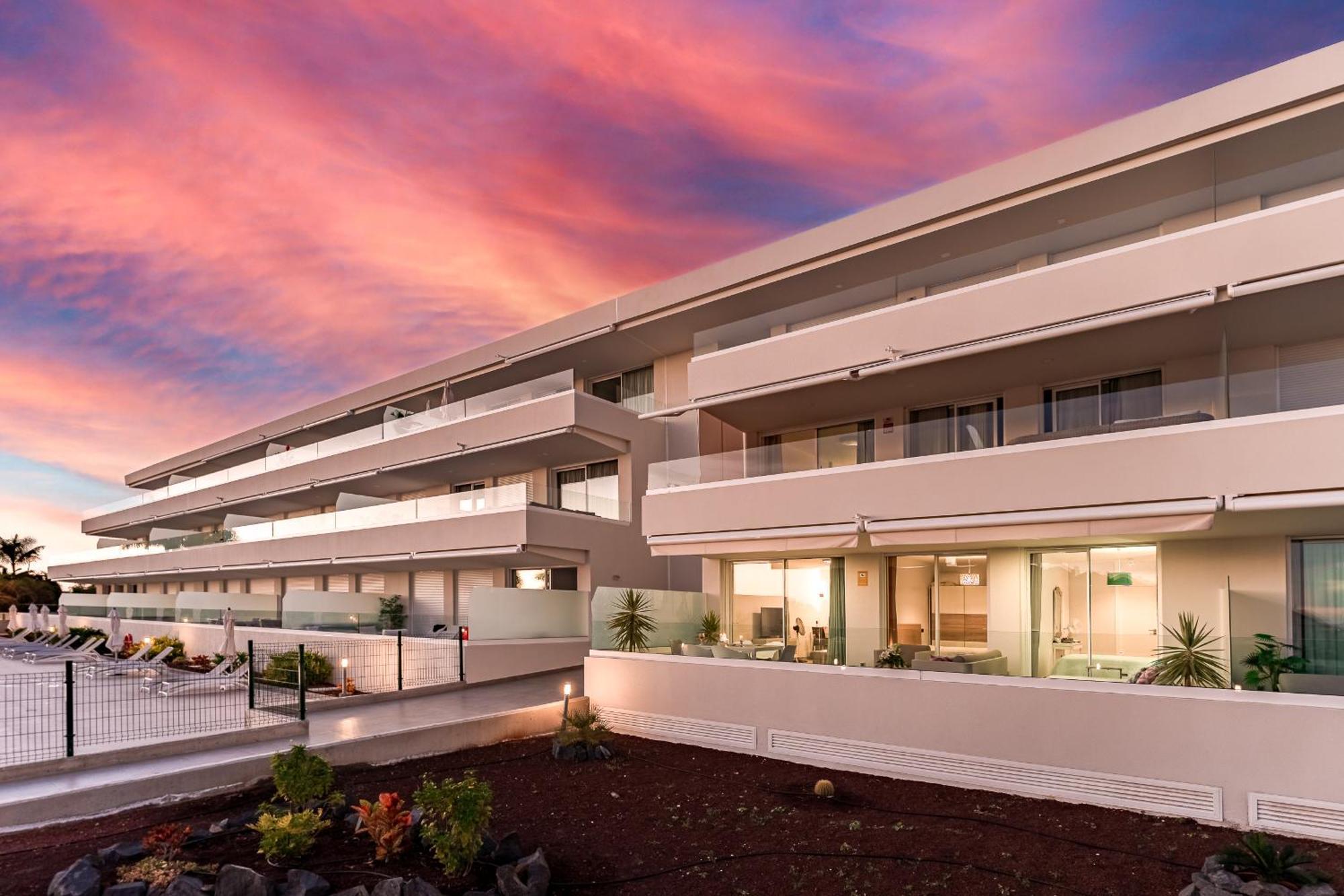 Modern New Apartment Las Terrazas De Costa Adeje. Heated Pool, Big Terrace And Private Parking Exteriér fotografie